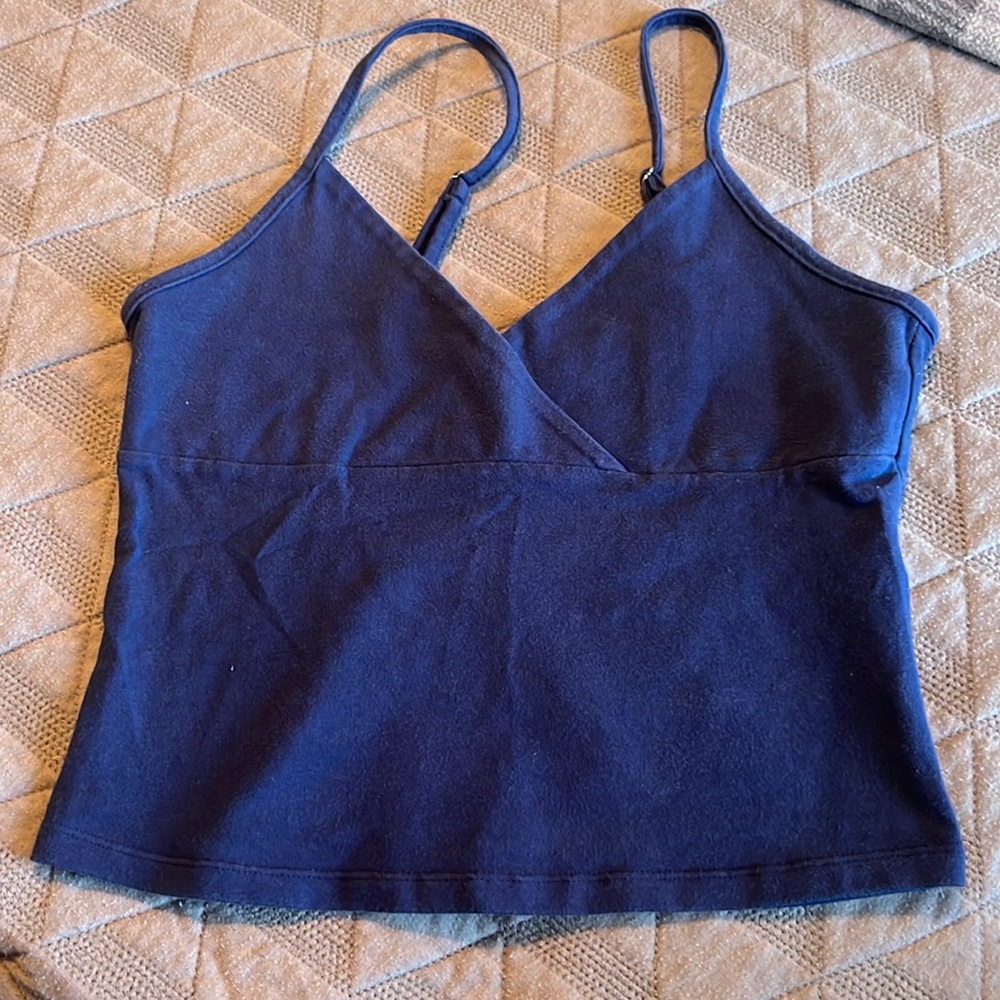 blue crop top